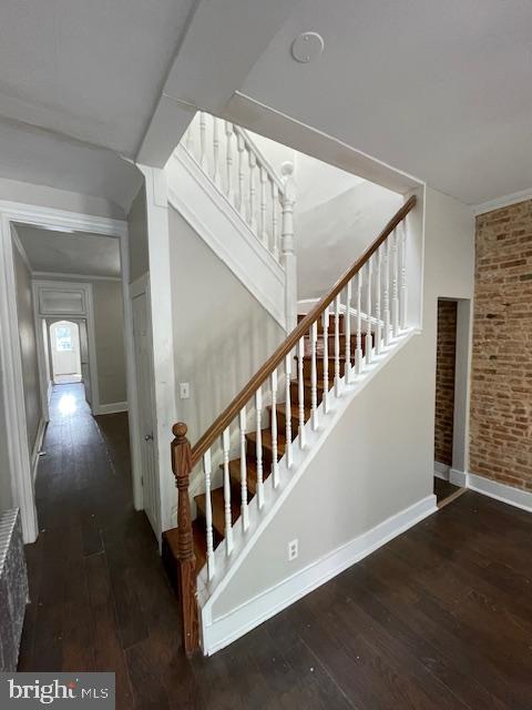 825 W 35TH STREET