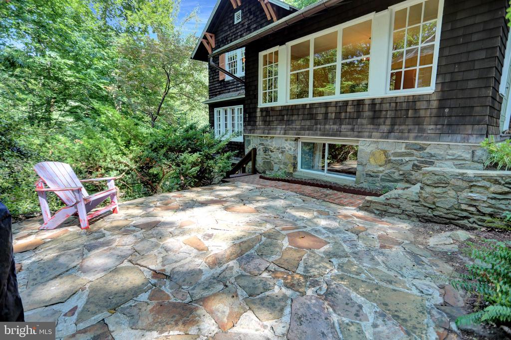 204 LONGWOOD RD,CITY