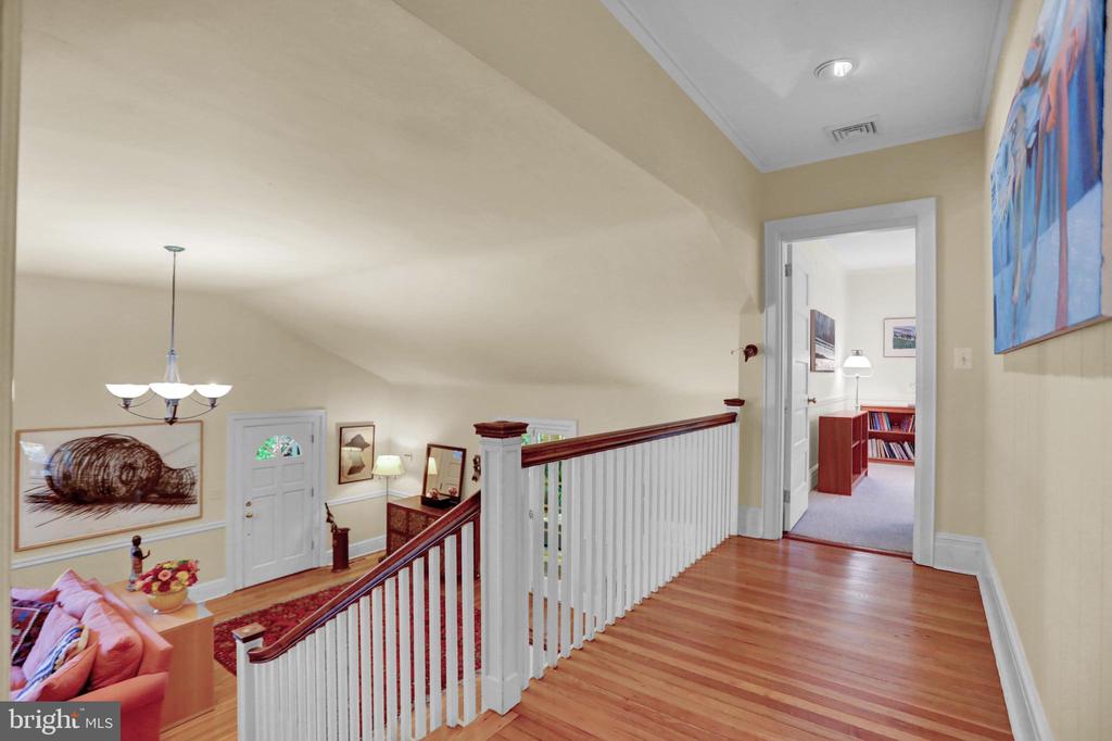 204 LONGWOOD RD,CITY