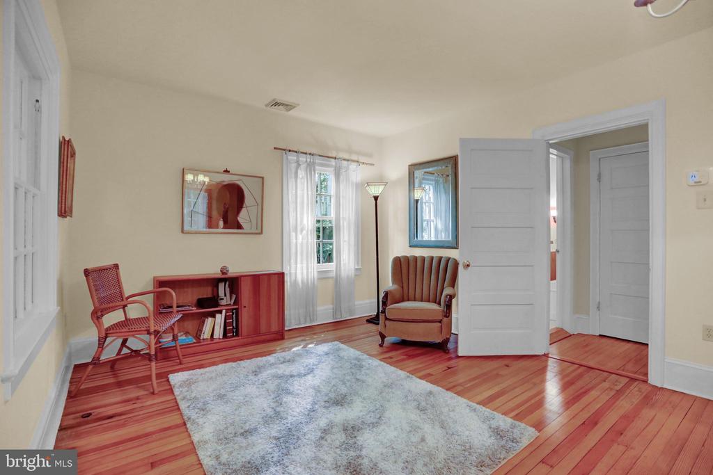 204 LONGWOOD RD,CITY