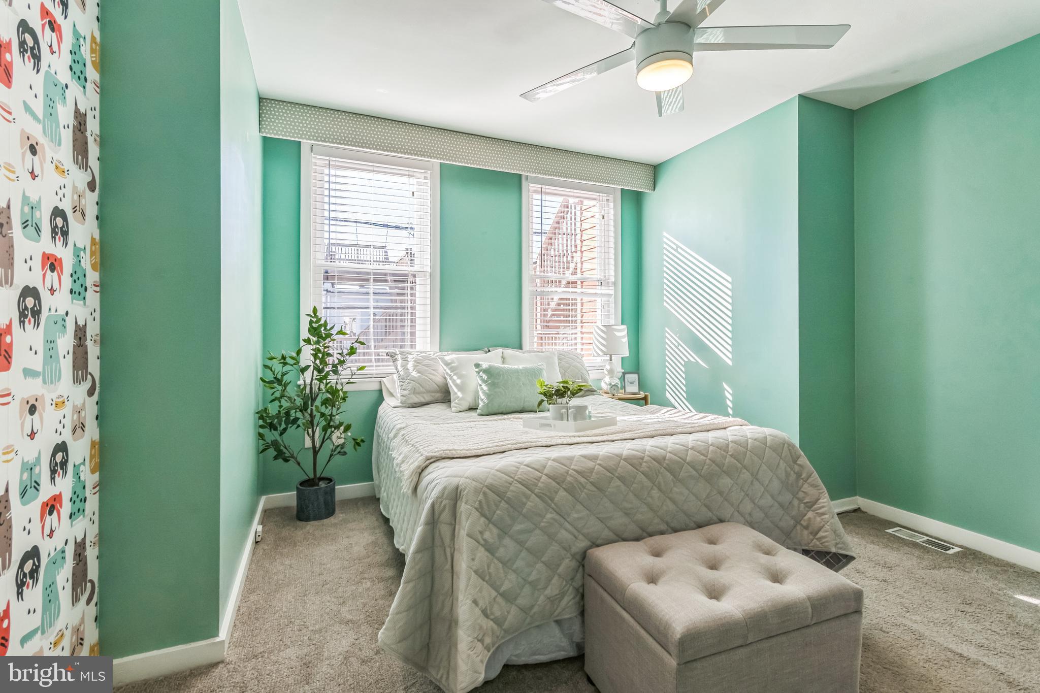 718 S ELLWOOD AVENUE