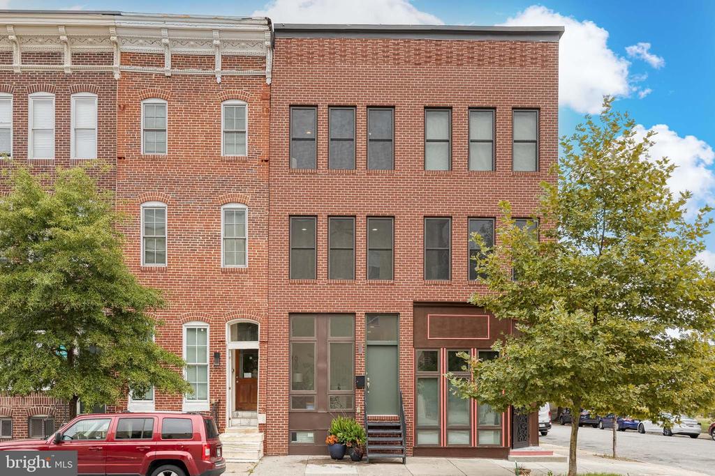 1701 BARCLAY STREET