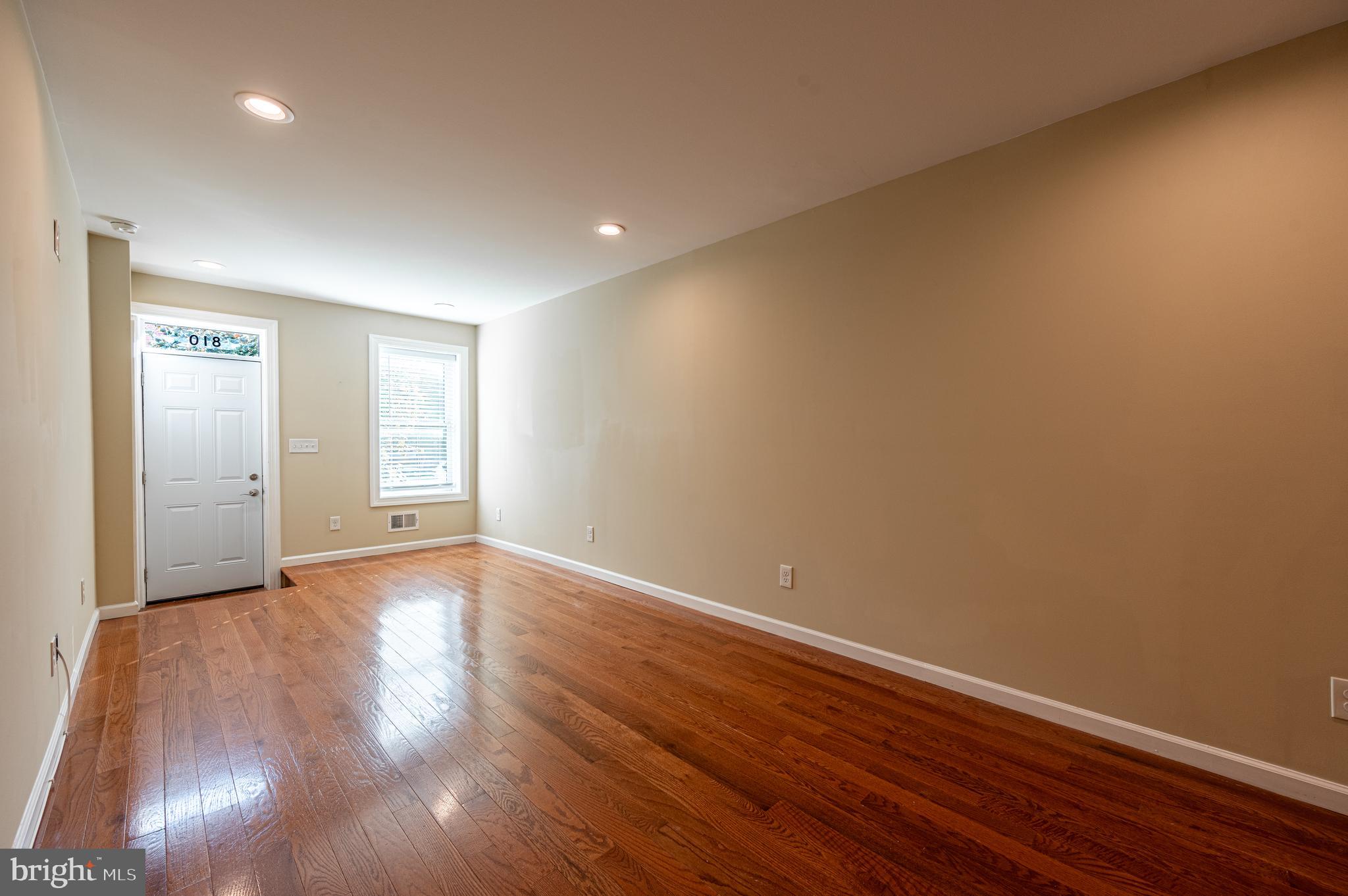 810 S POTOMAC STREET