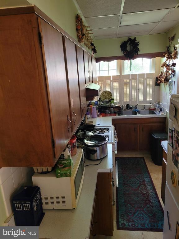 2801 WESTFIELD AVENUE