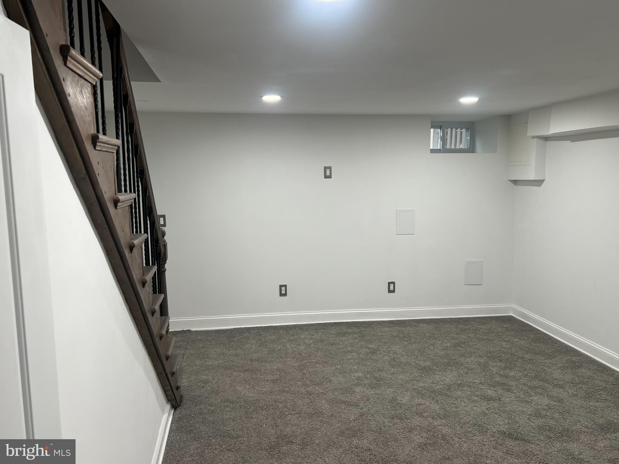 2865 W MULBERRY STREET