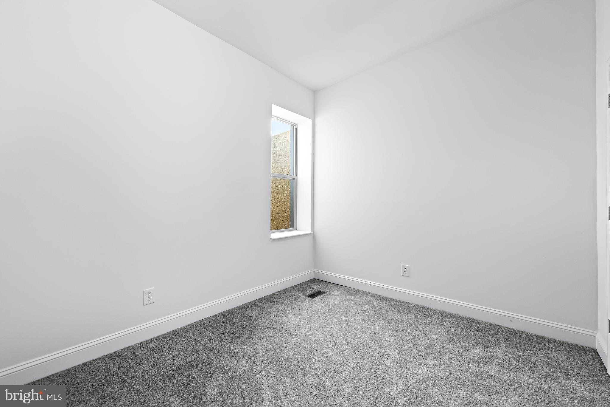 1510 N BOND STREET
