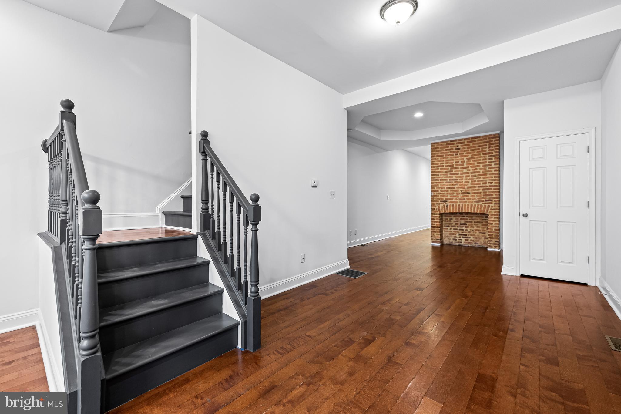 1510 N BOND STREET