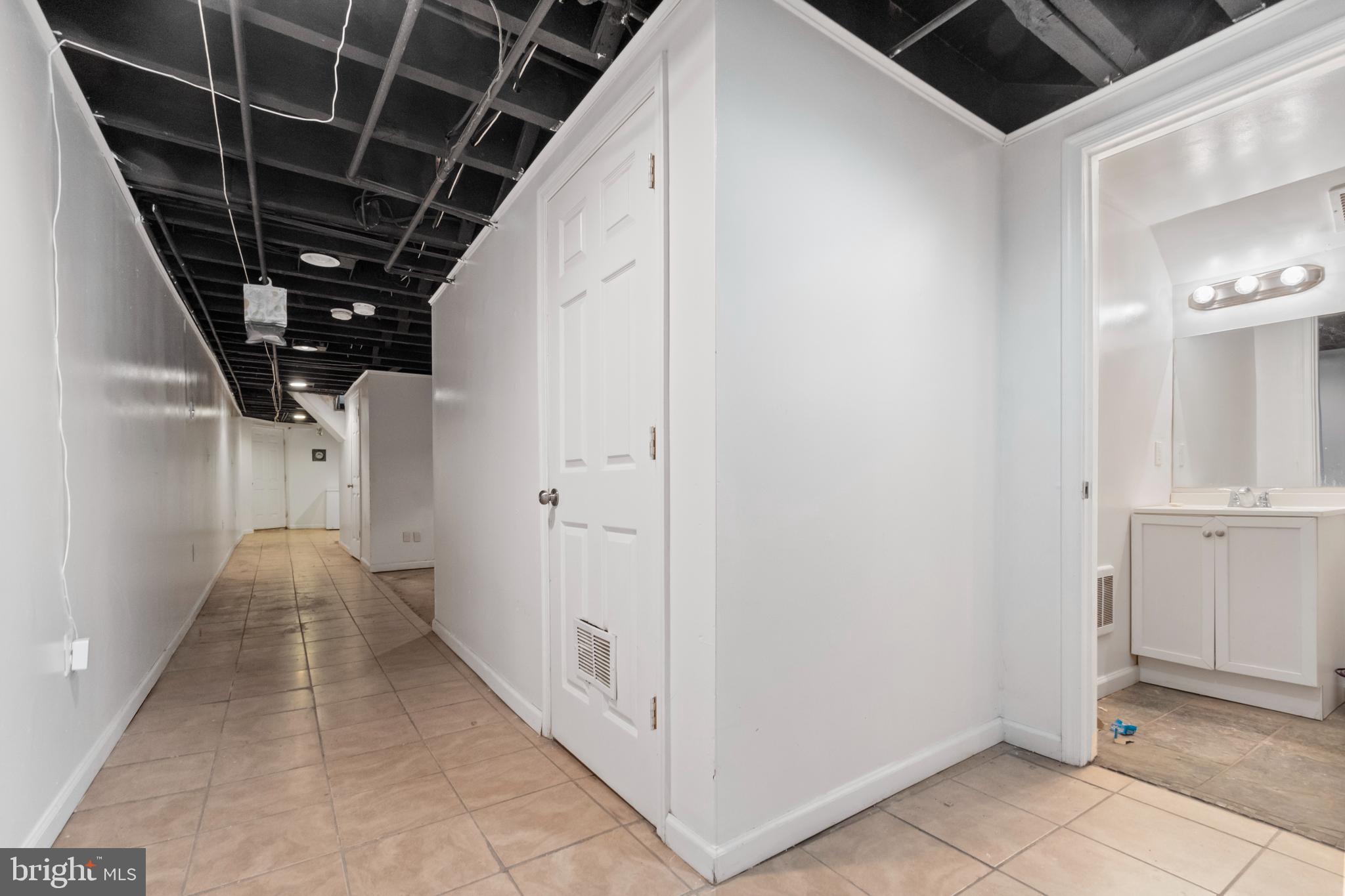 724 RESERVOIR STREET