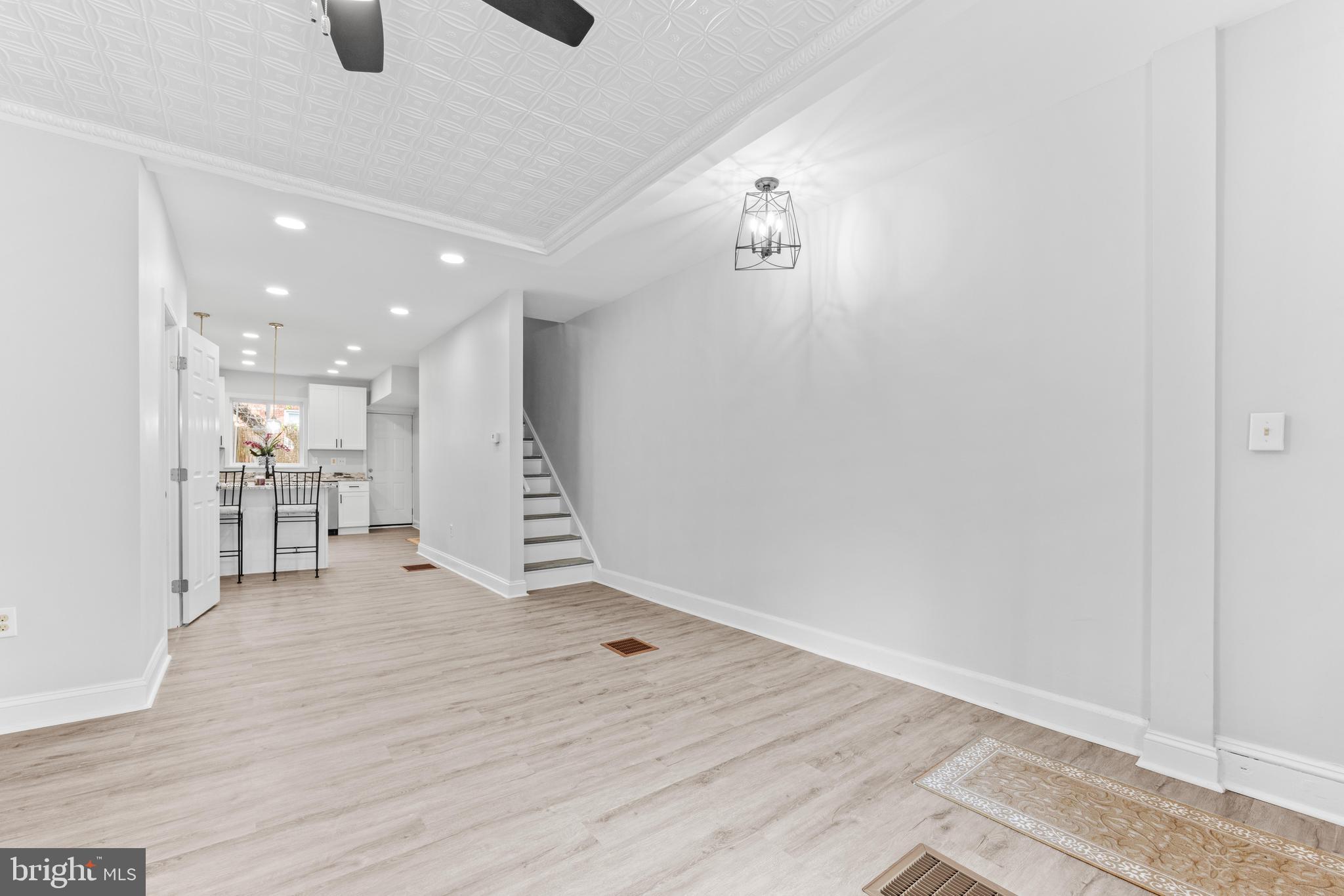 3104 ELLERSLIE AVENUE