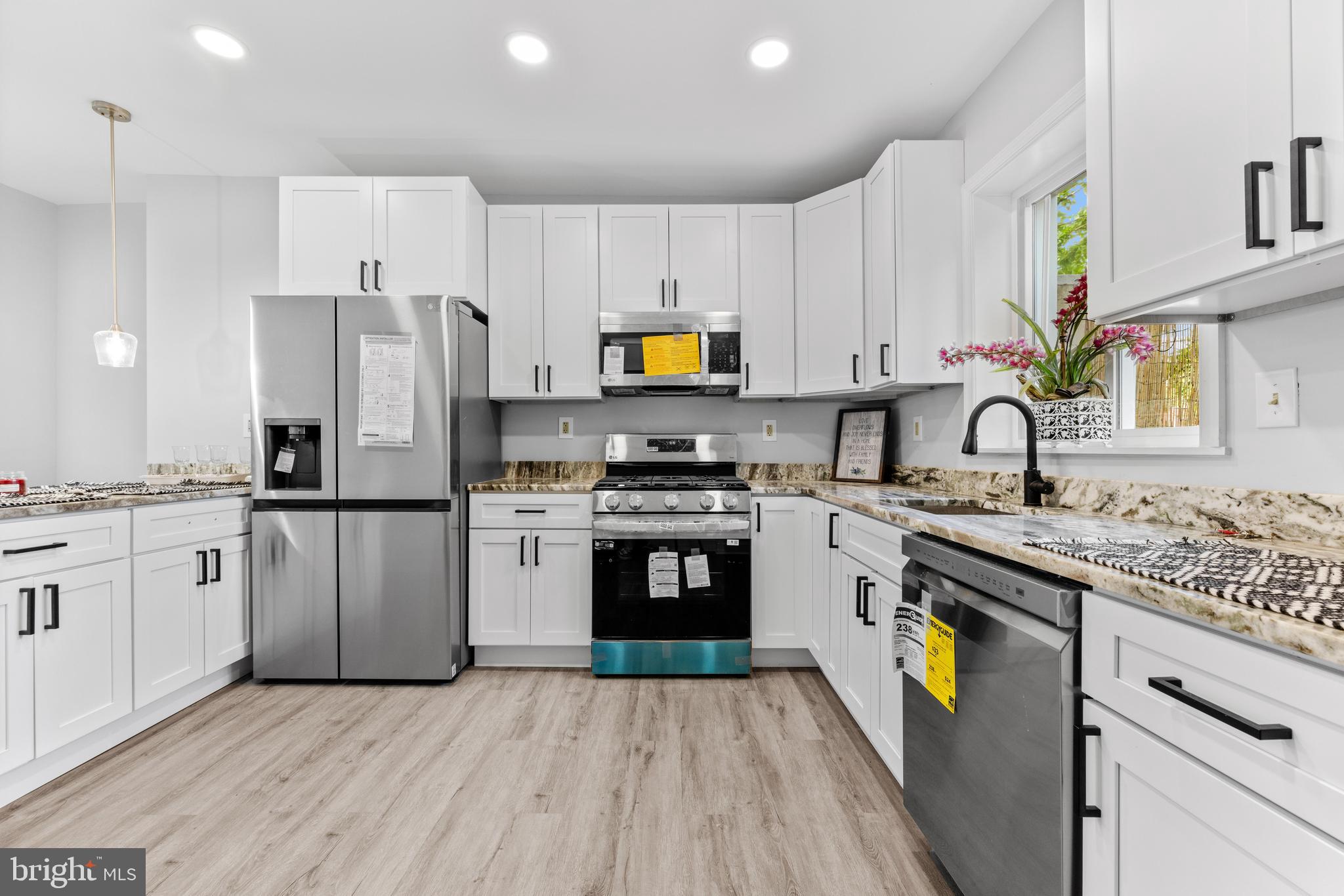 3104 ELLERSLIE AVENUE