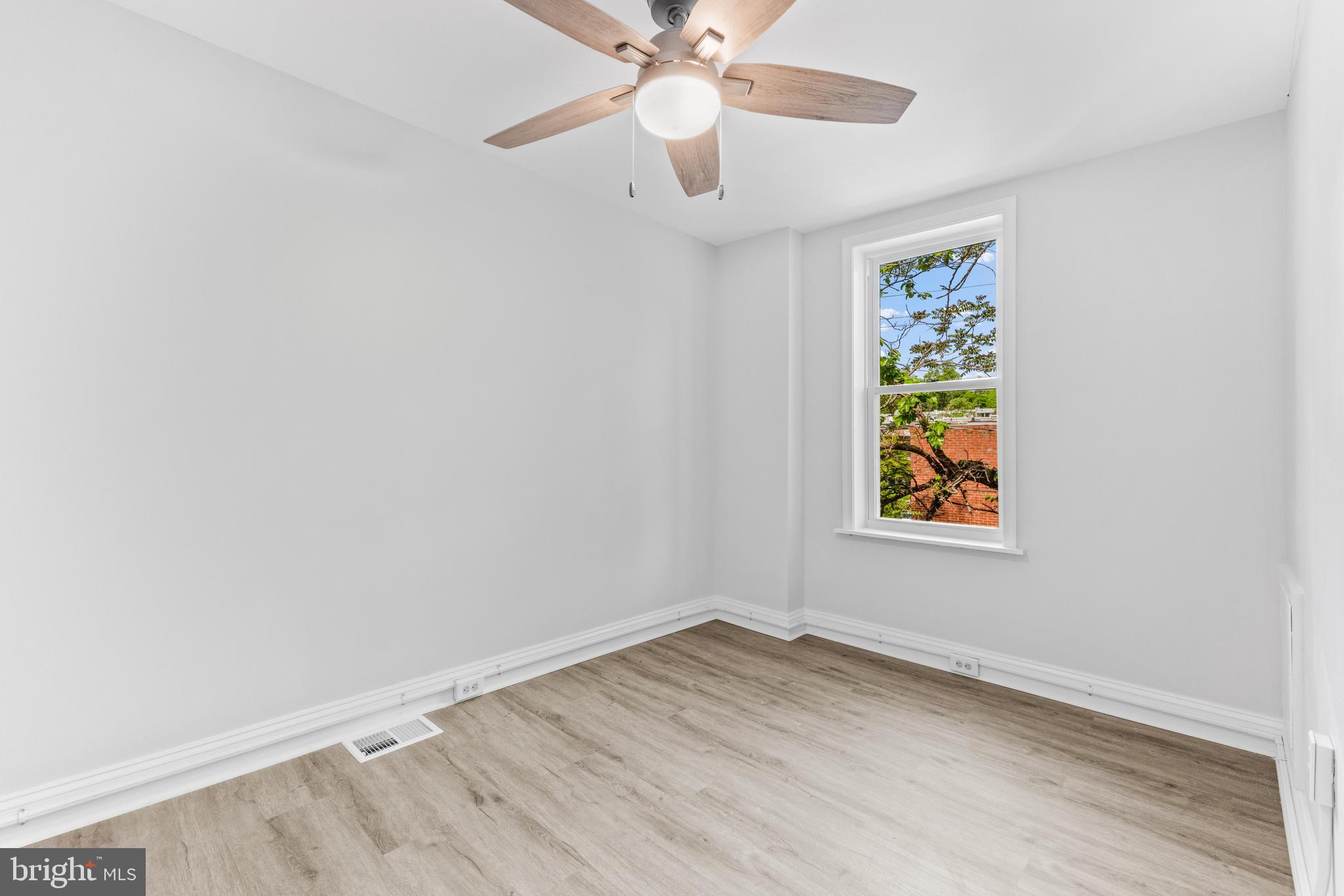 3104 ELLERSLIE AVENUE