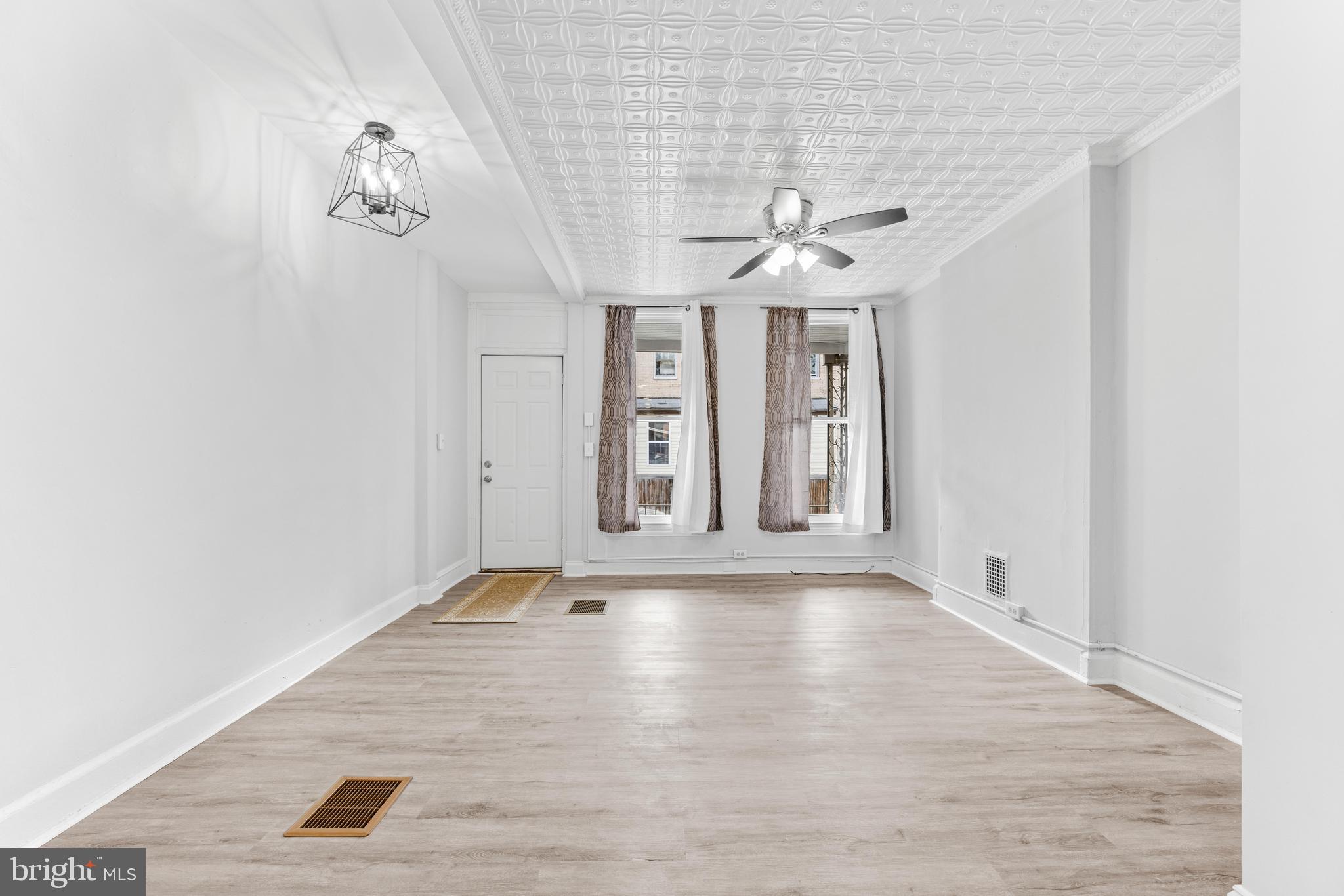 3104 ELLERSLIE AVENUE