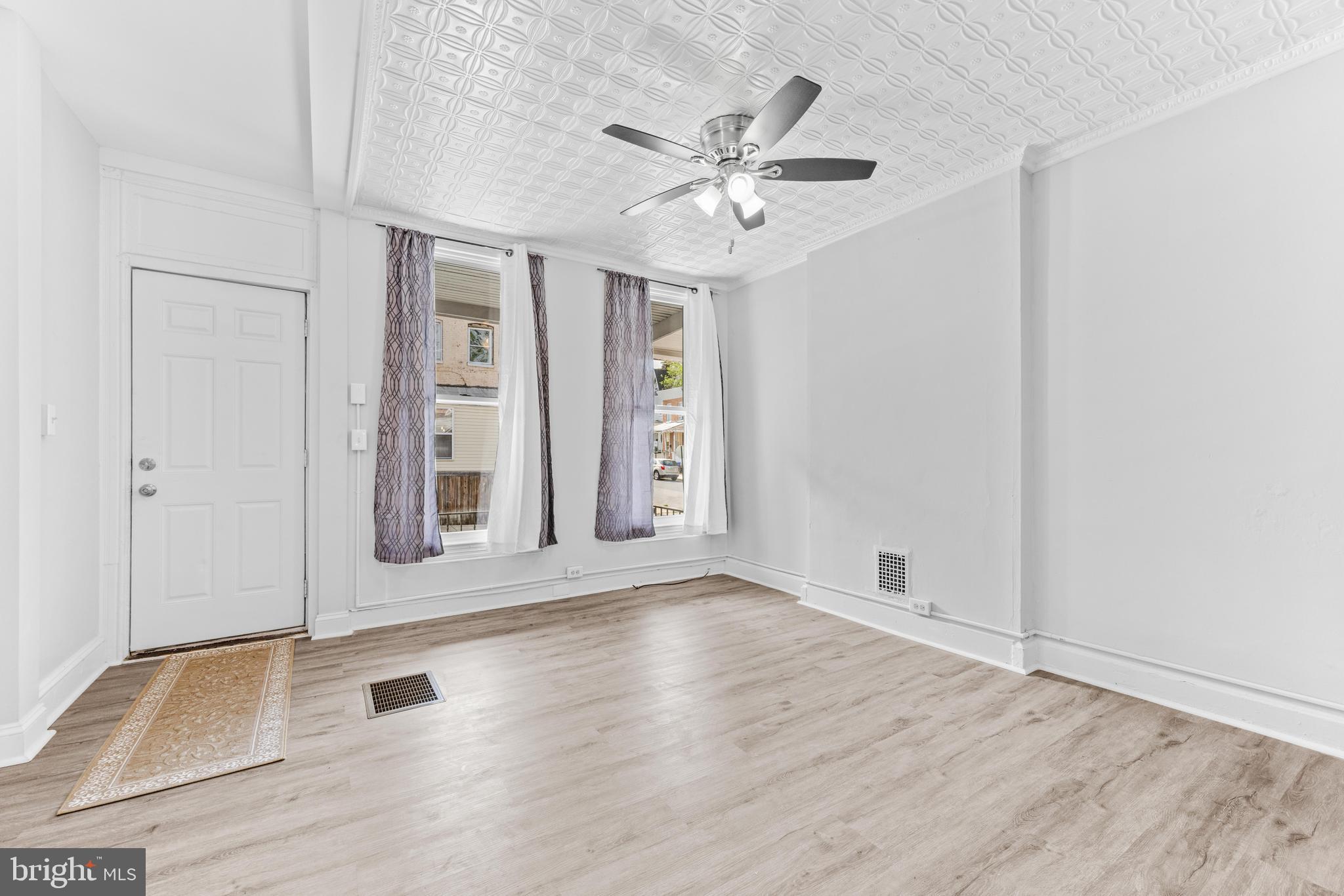 3104 ELLERSLIE AVENUE