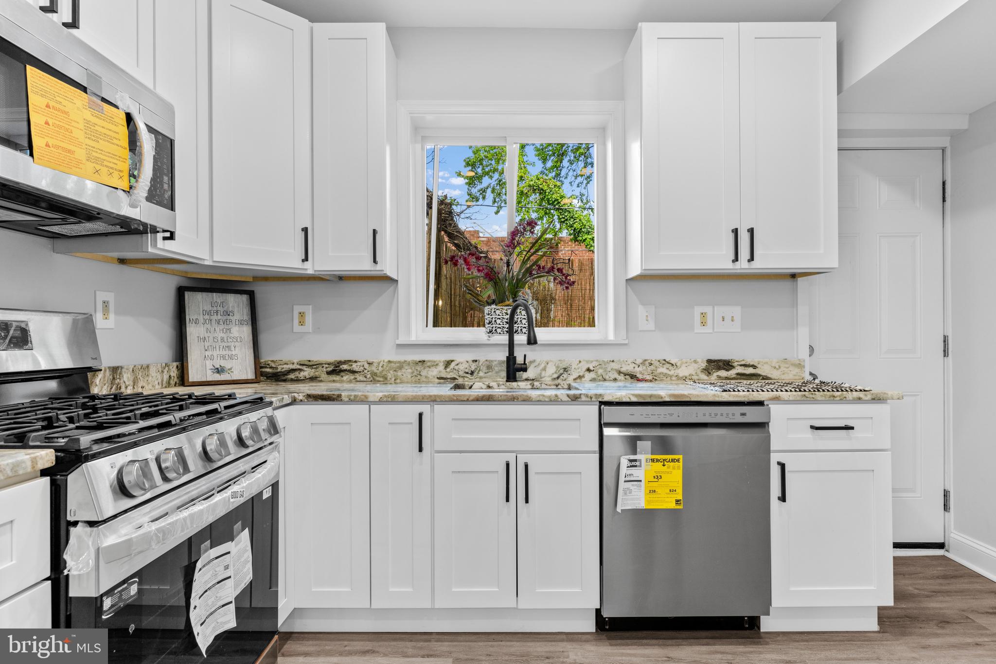 3104 ELLERSLIE AVENUE