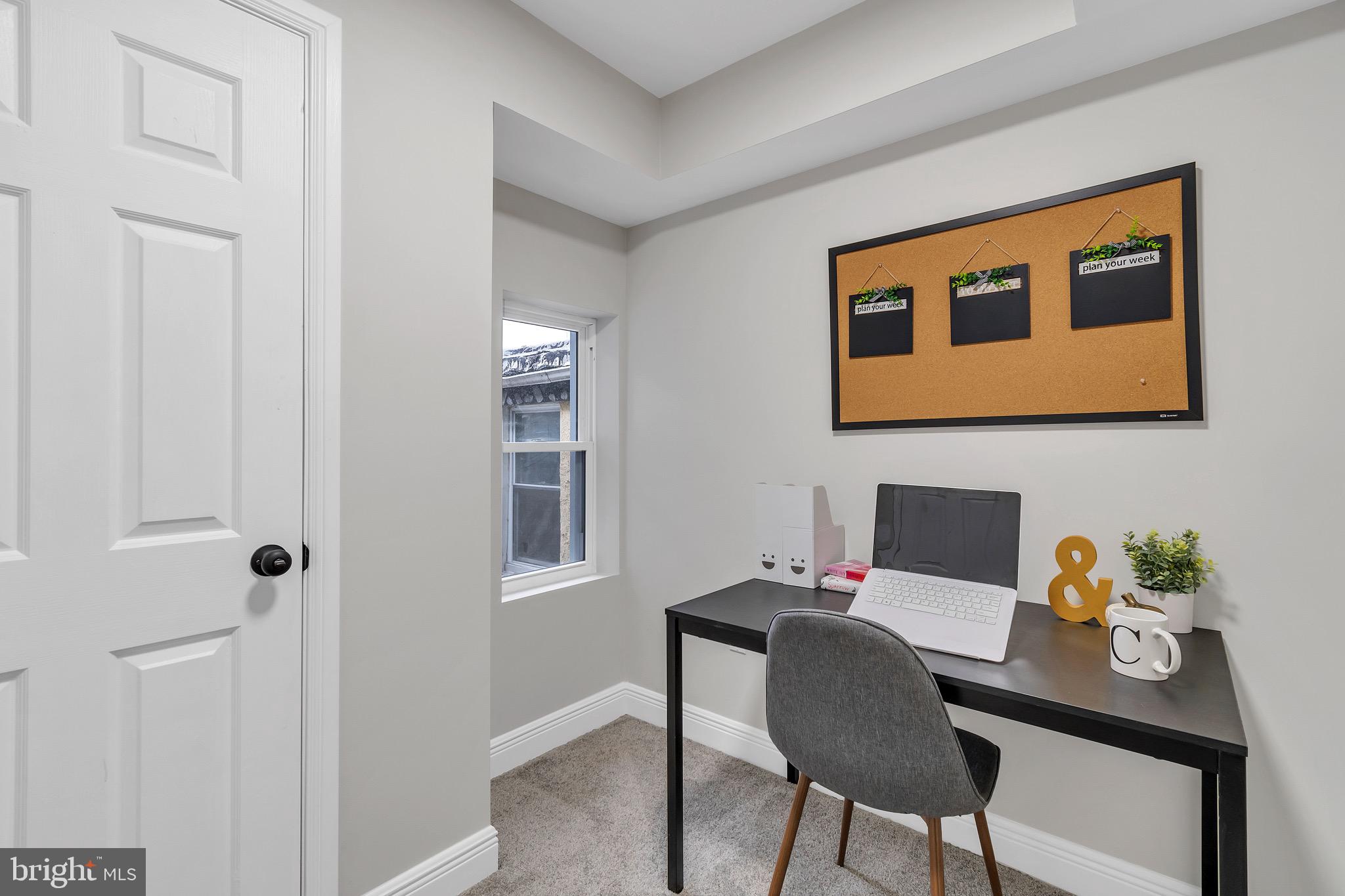 1110 N FULTON AVENUE