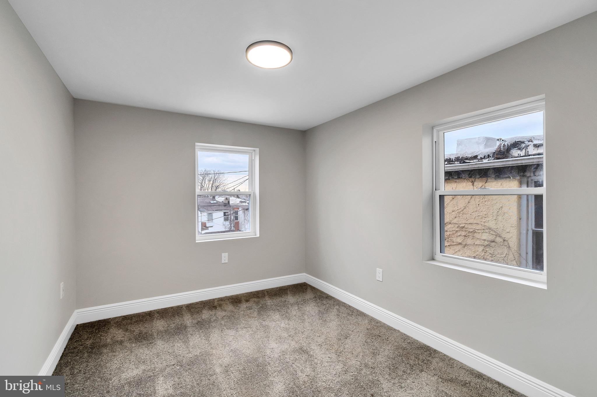 1110 N FULTON AVENUE