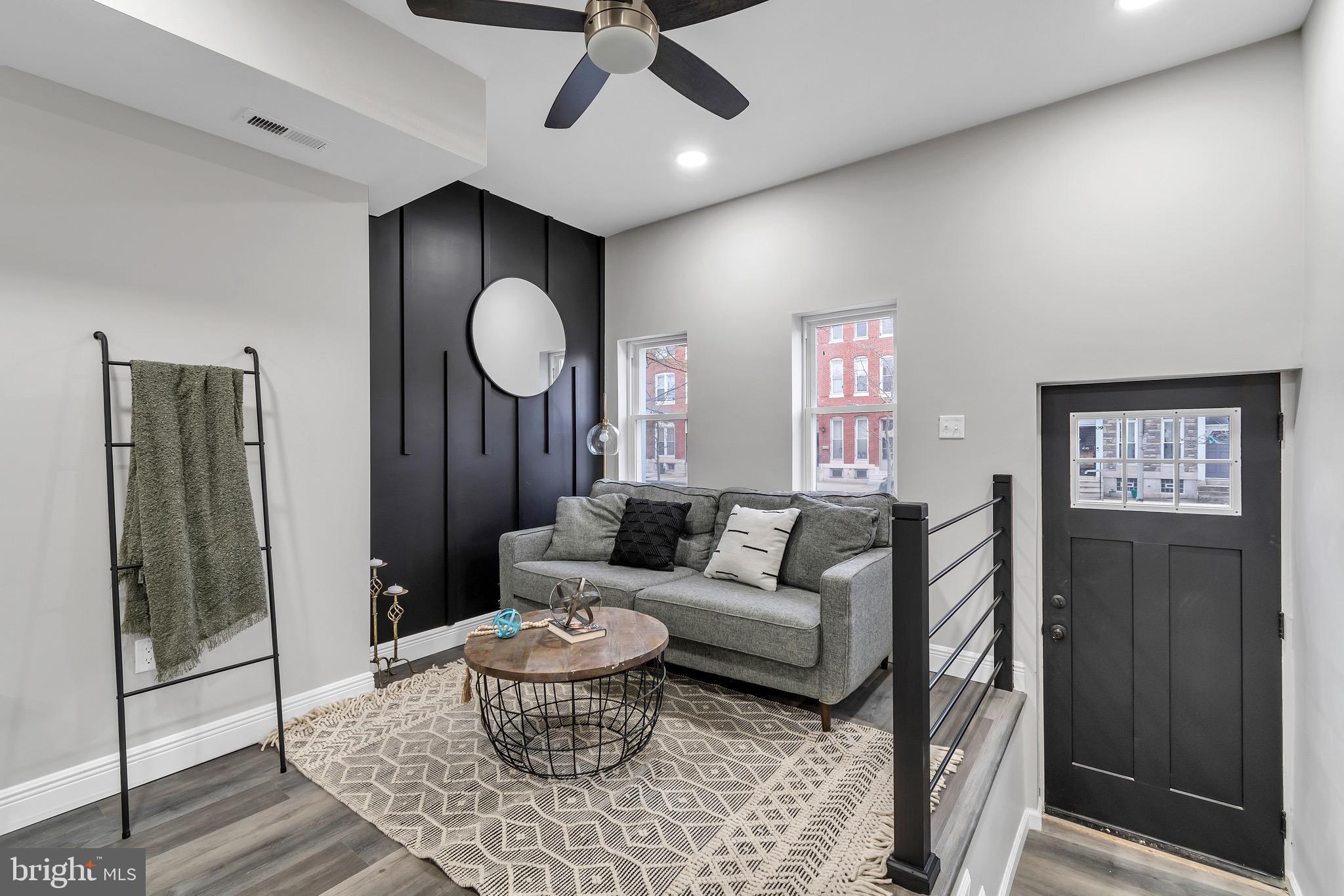 1110 N FULTON AVENUE