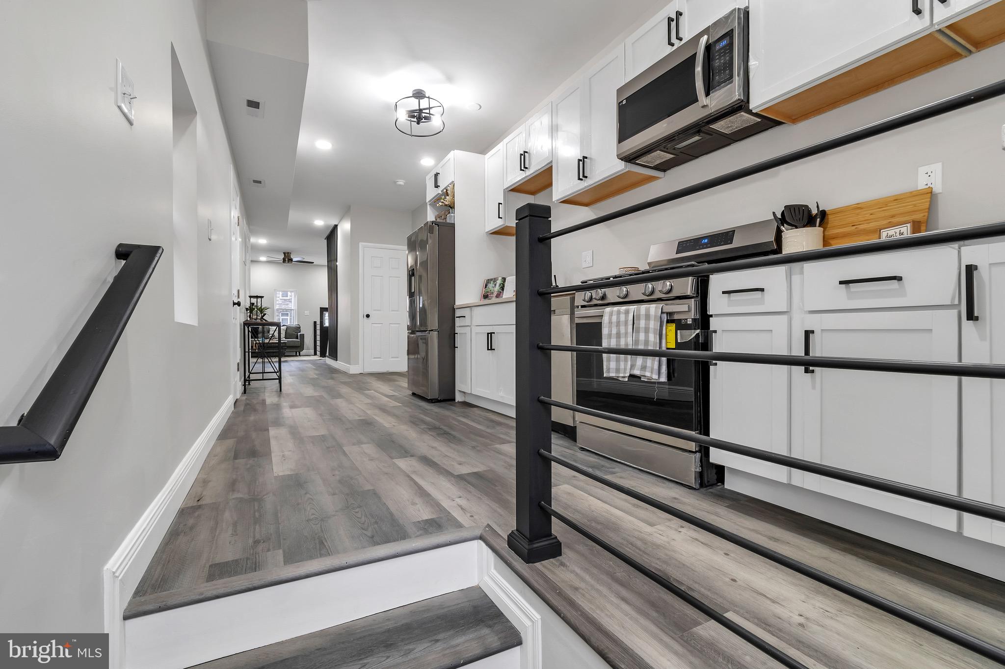 1110 N FULTON AVENUE