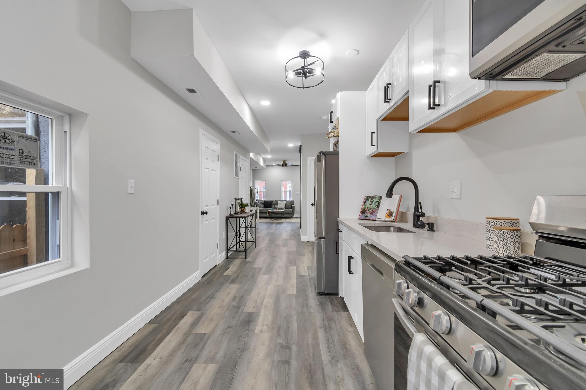 1110 N FULTON AVENUE