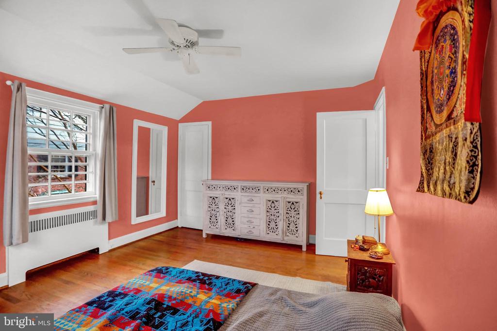 5008 BROADMOOR ROAD