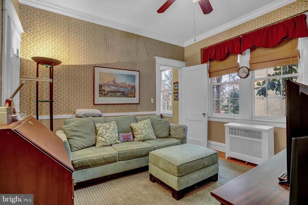 607 SOMERSET ROAD 2