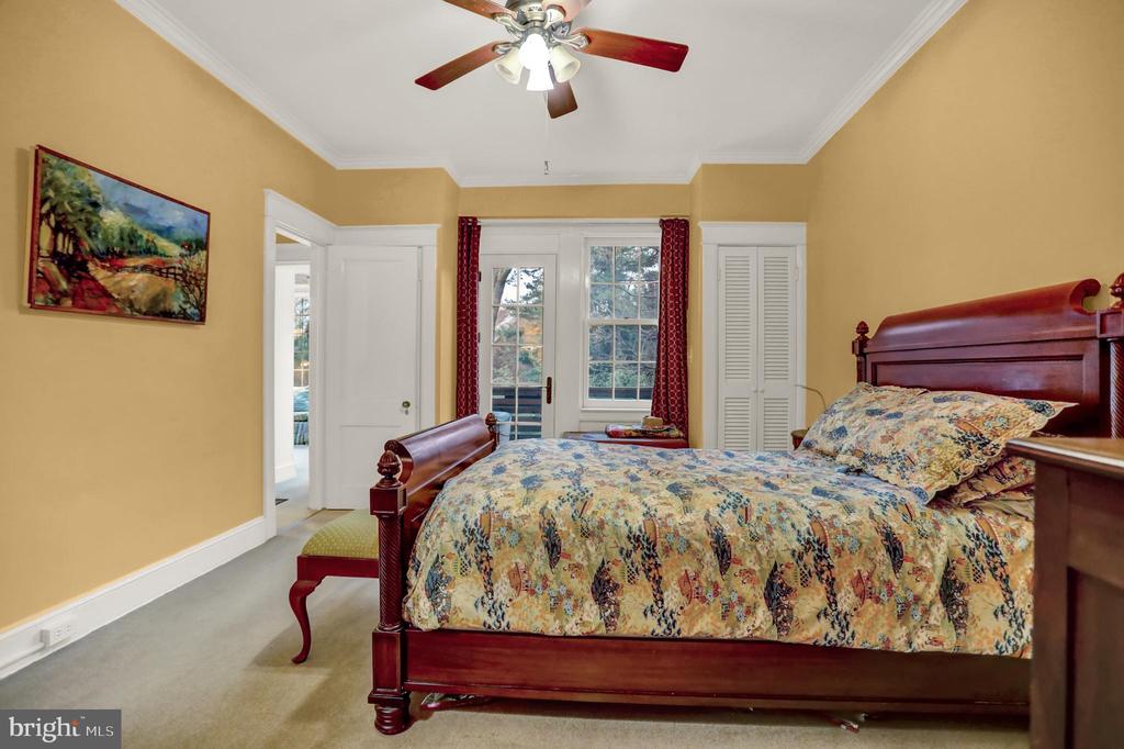 607 SOMERSET ROAD 2