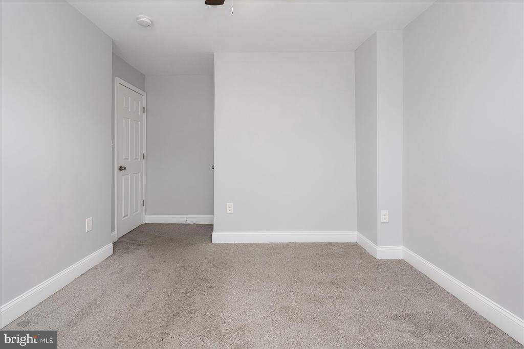 3834 DERBY MANOR DRIVE