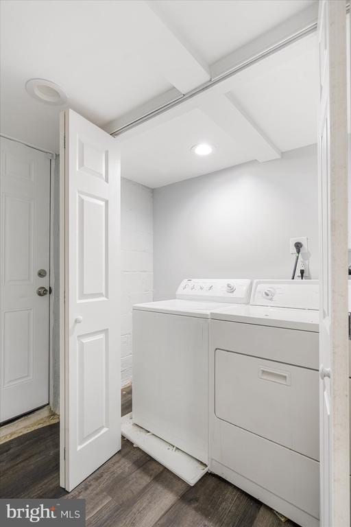 3834 DERBY MANOR DRIVE