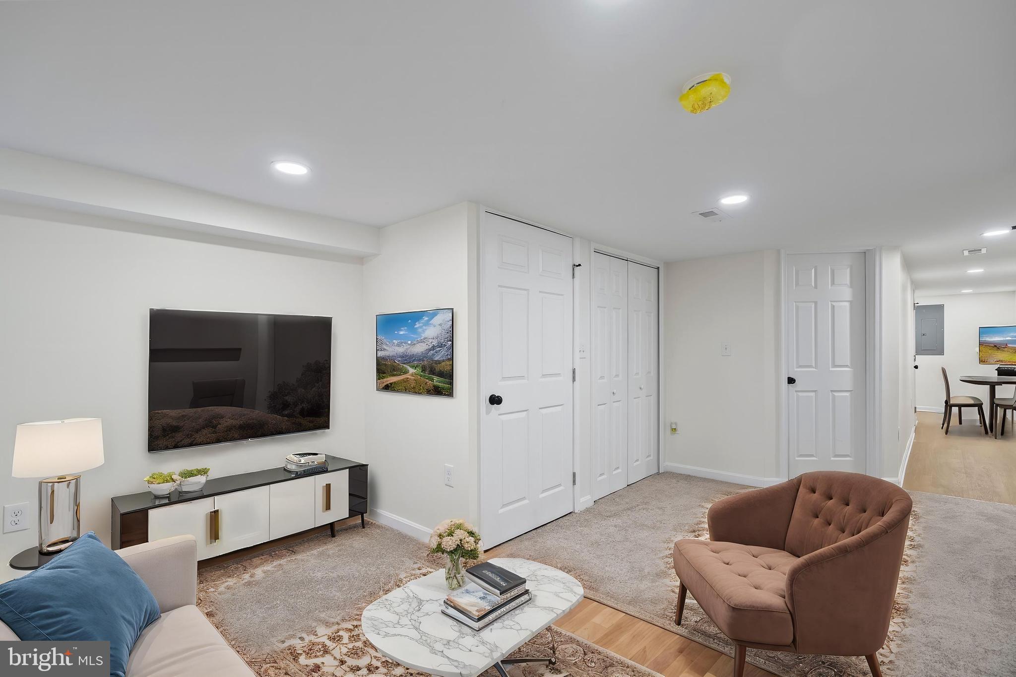 2849 MAYFIELD AVENUE