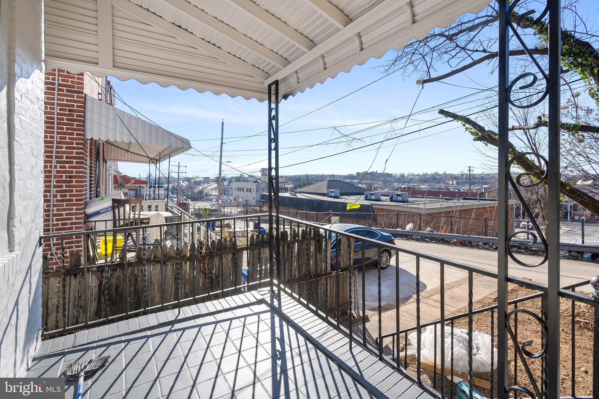 2849 MAYFIELD AVENUE