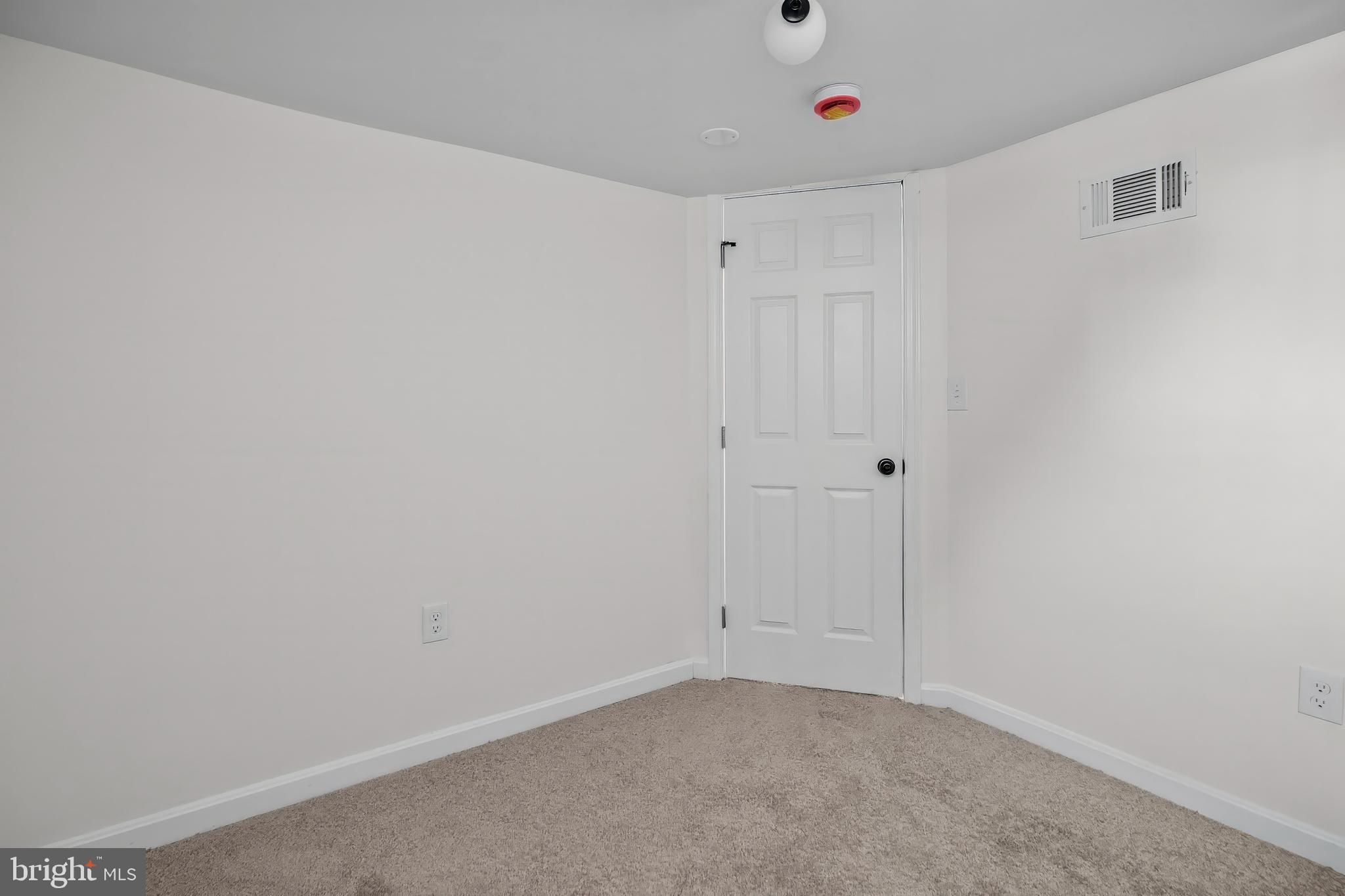 2849 MAYFIELD AVENUE