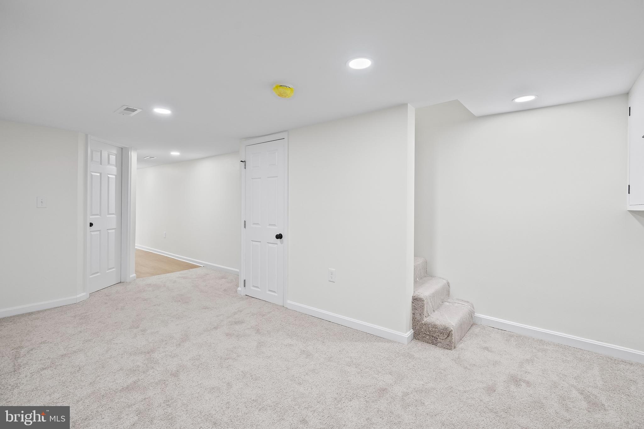 2849 MAYFIELD AVENUE