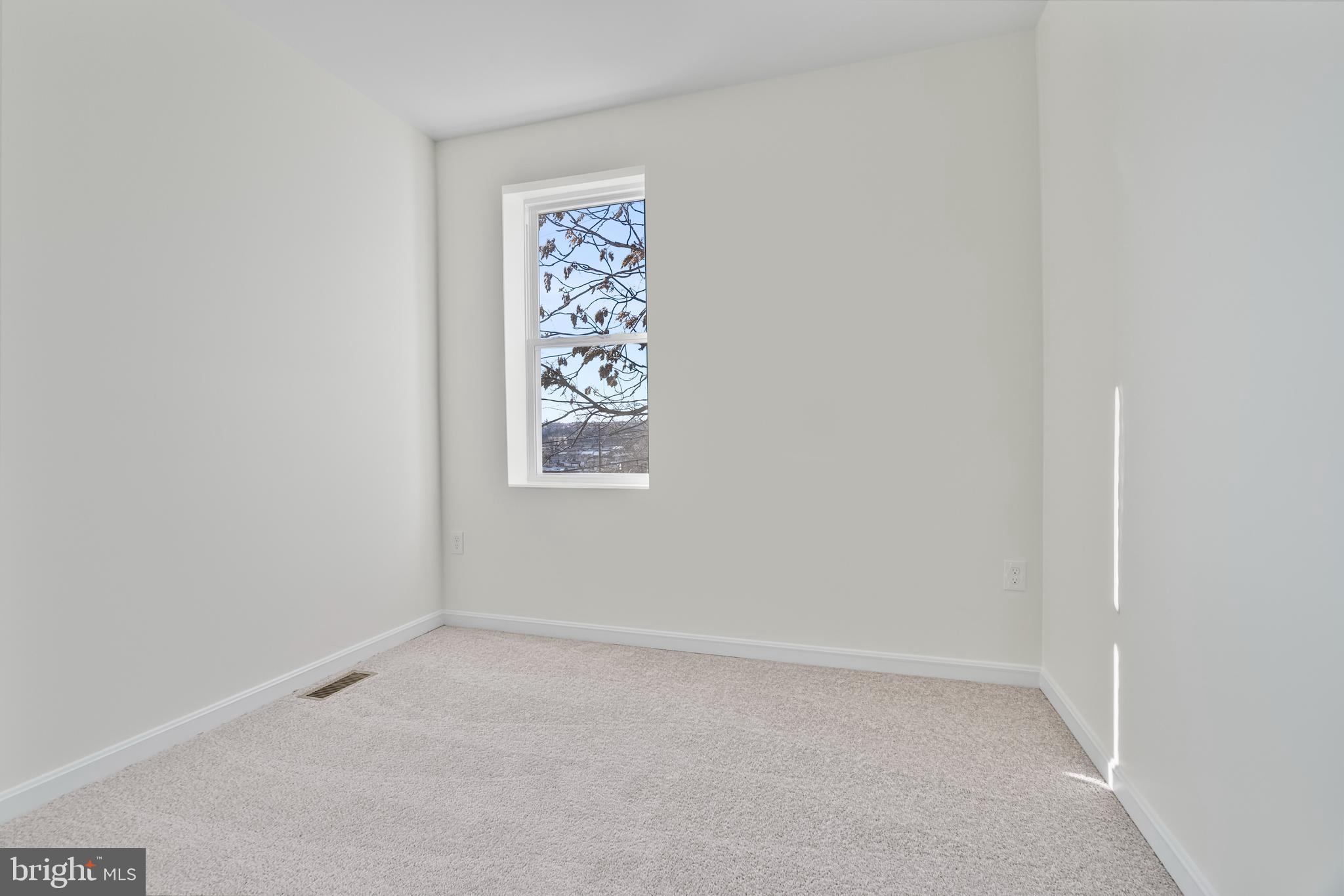 2849 MAYFIELD AVENUE