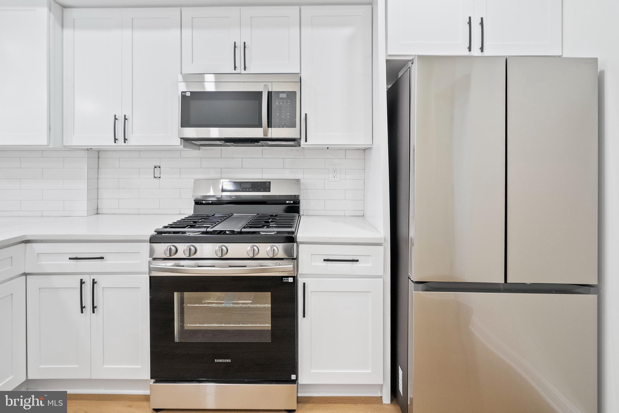 2849 MAYFIELD AVENUE