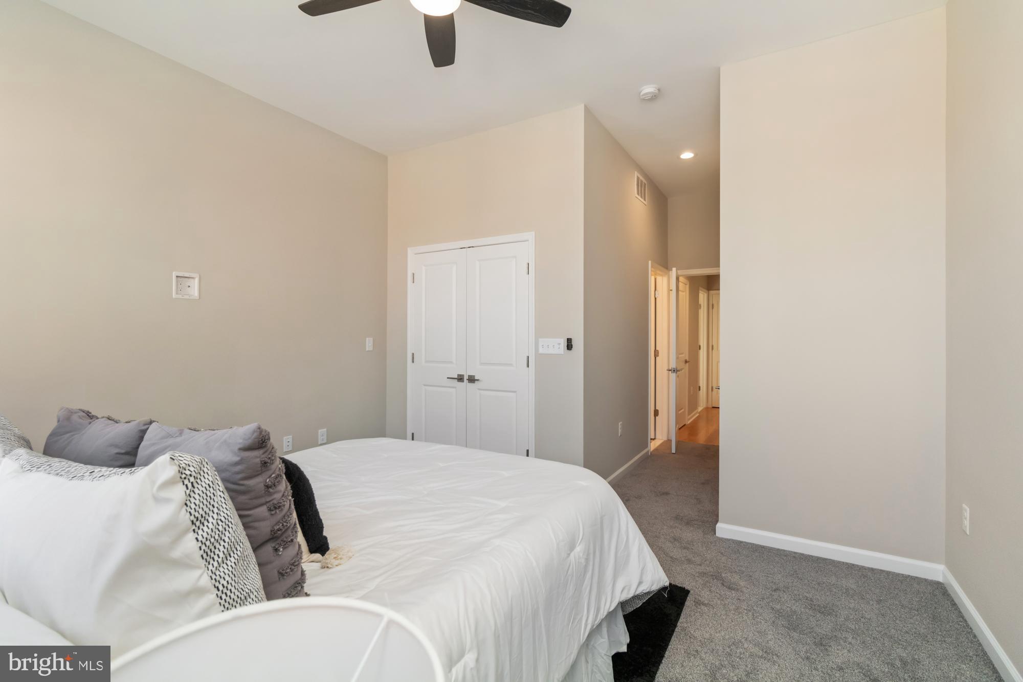 1707 E PRESTON STREET