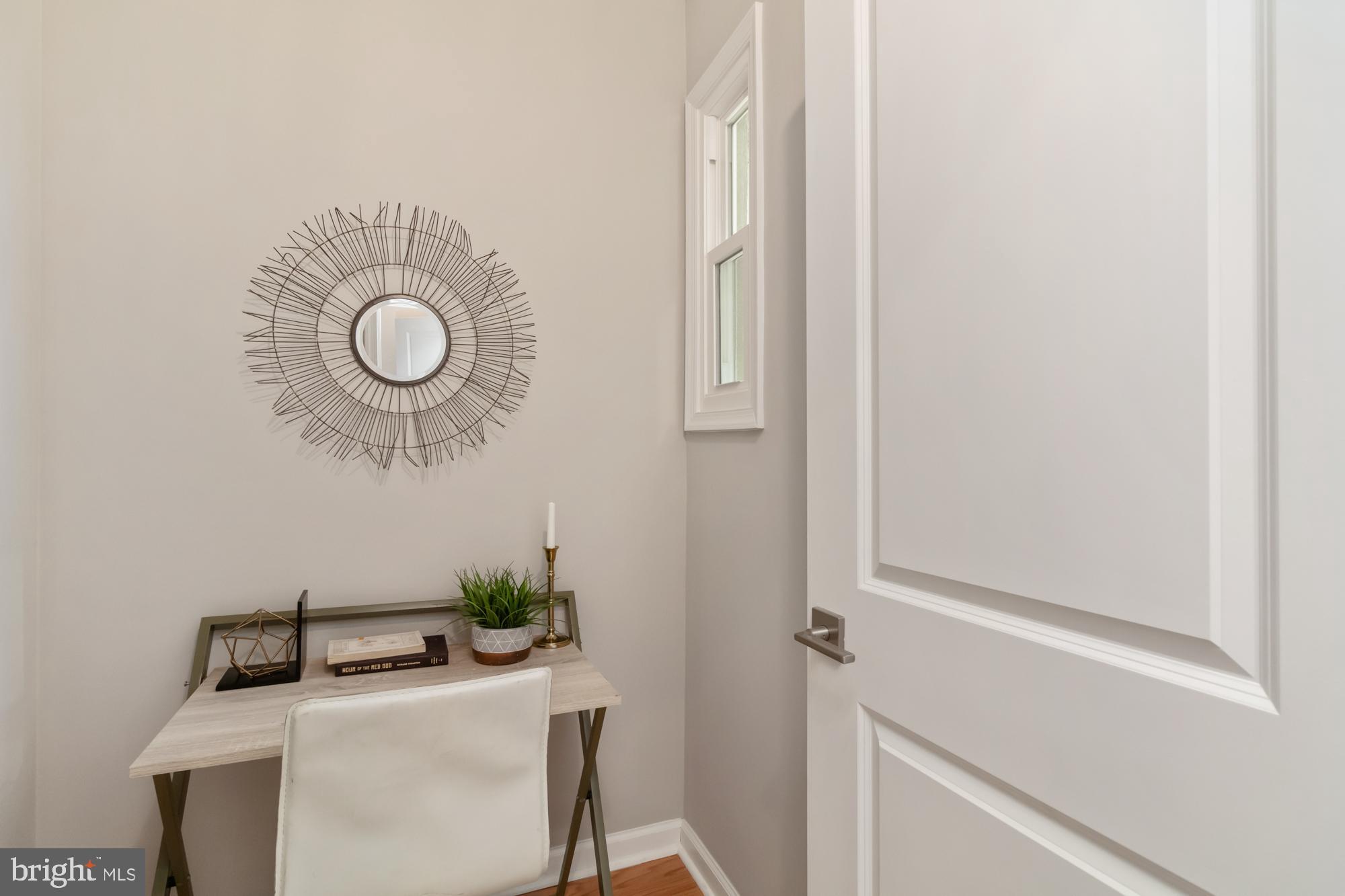 1707 E PRESTON STREET