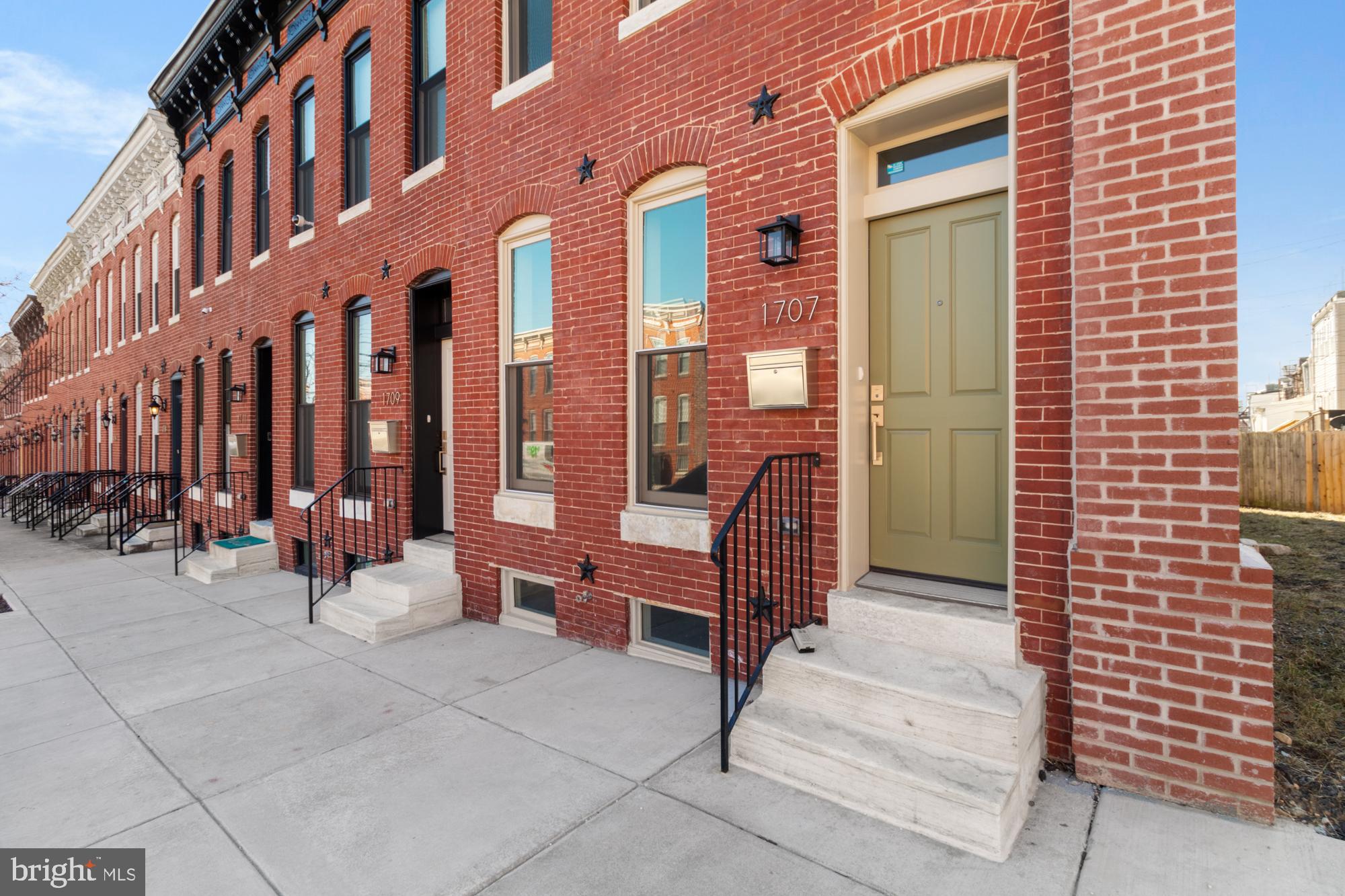 1707 E PRESTON STREET