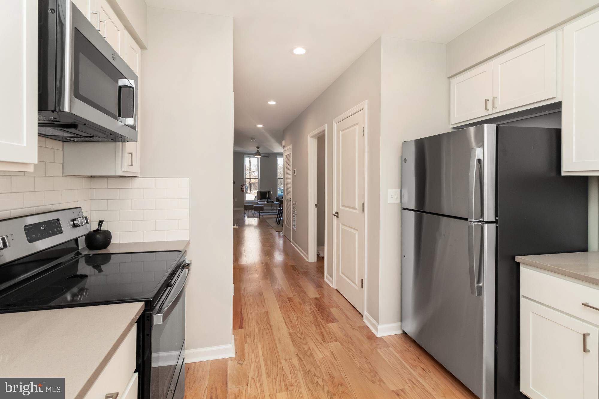 1707 E PRESTON STREET