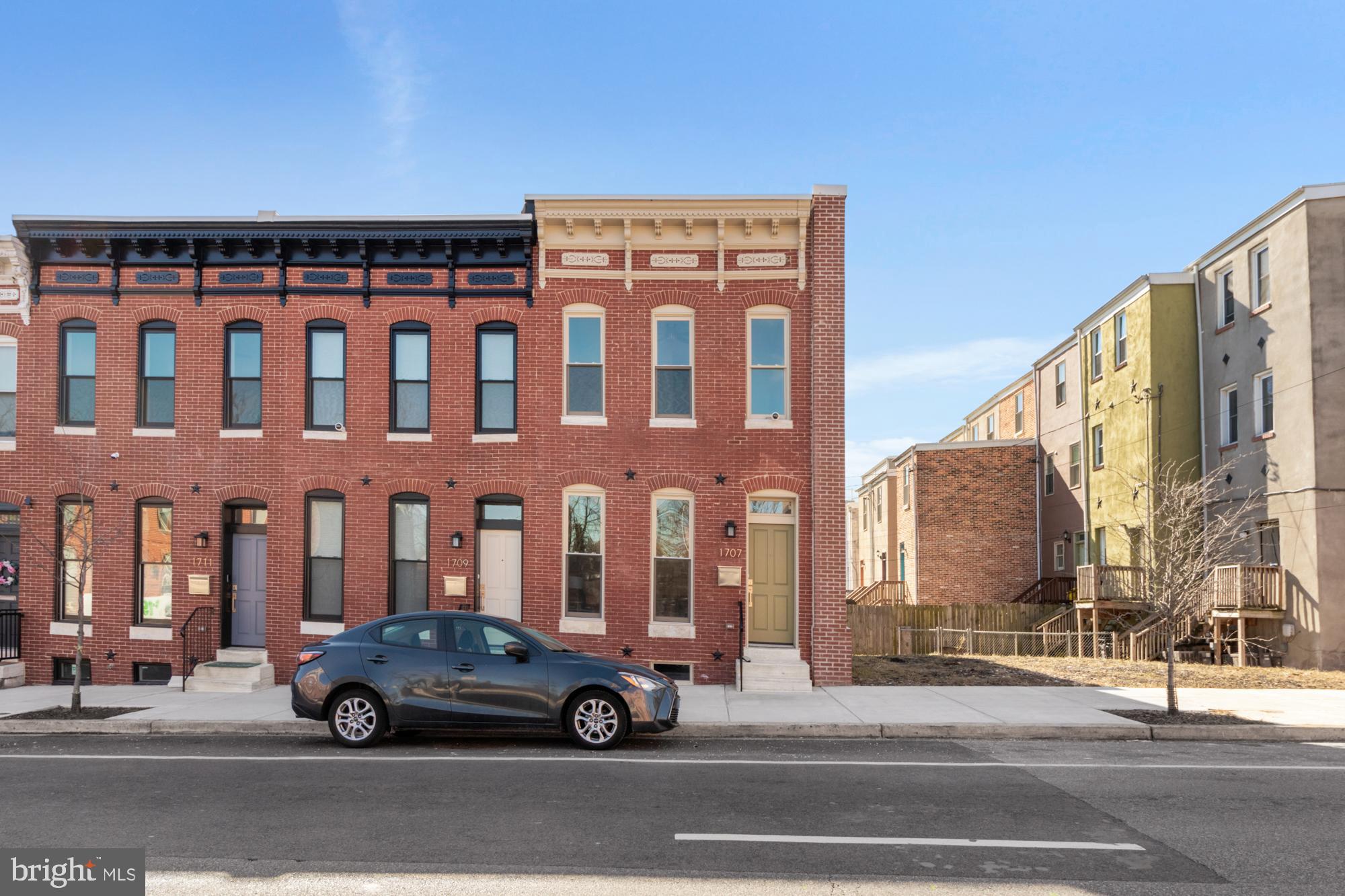 1707 E PRESTON STREET