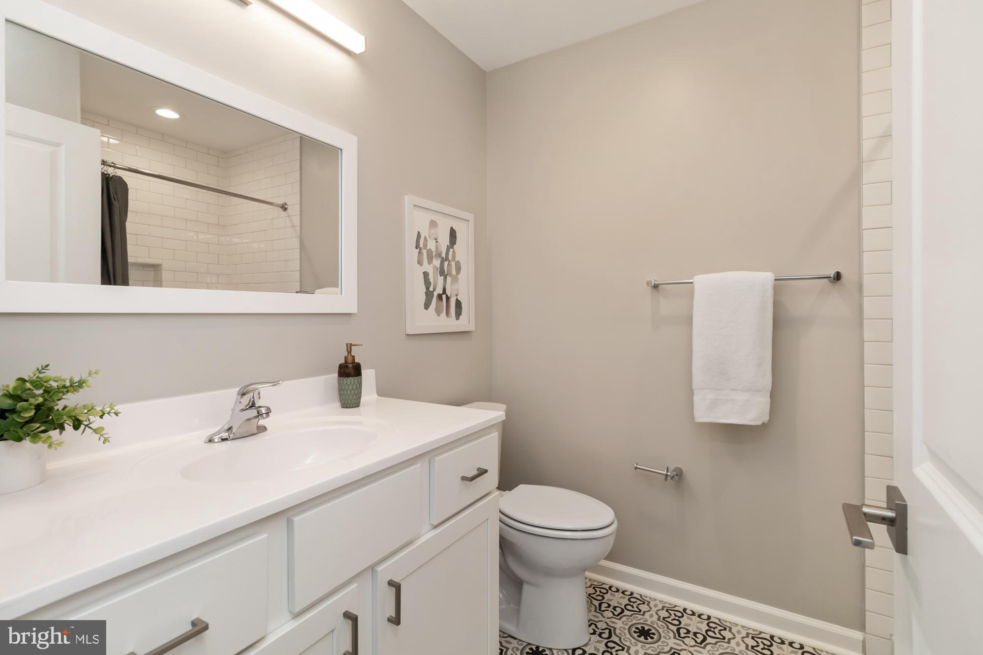 1707 E PRESTON STREET