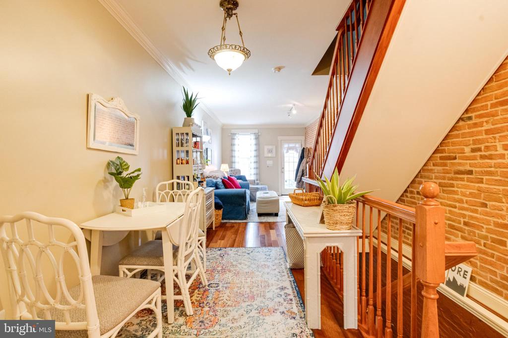 1430 HULL STREET