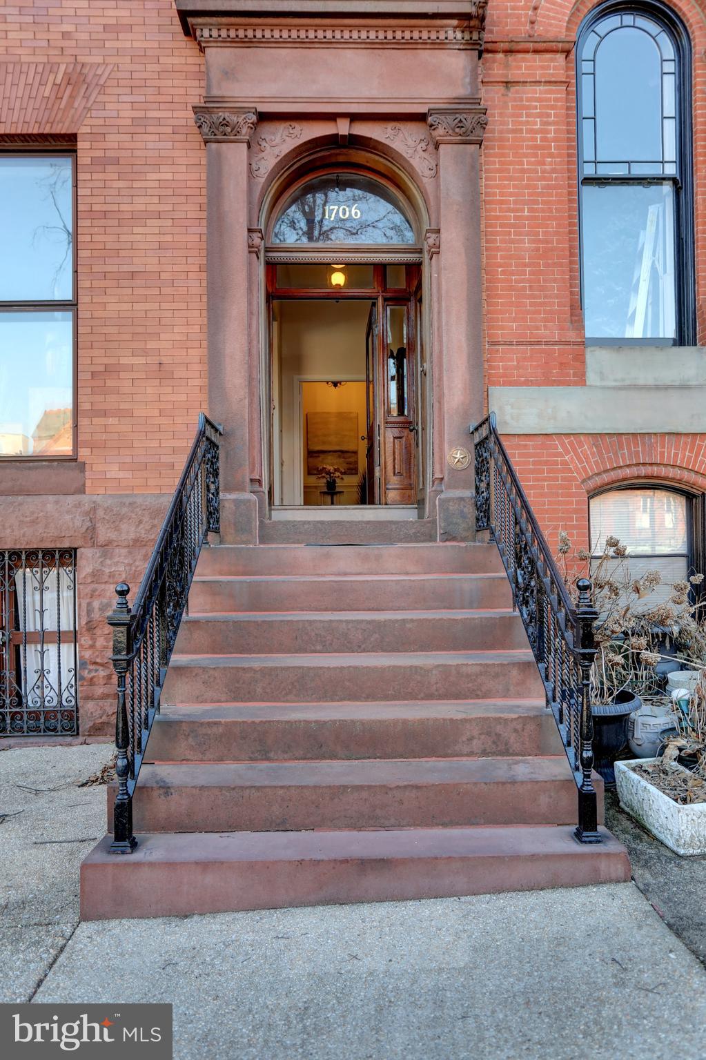 1706 PARK AVENUE