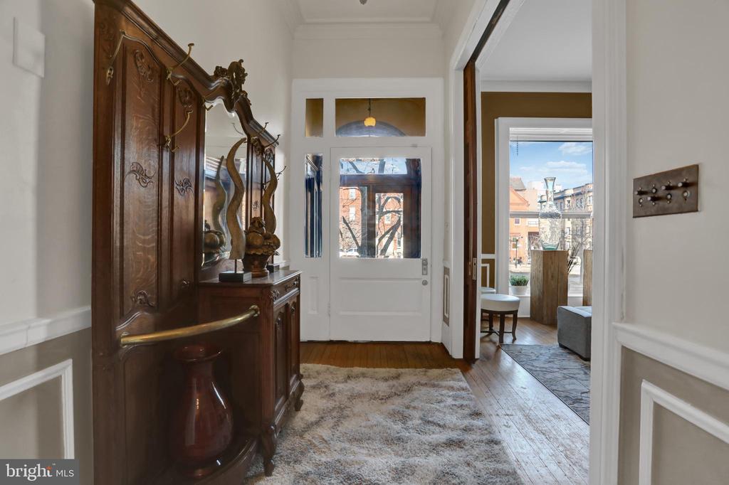 1706 PARK AVENUE