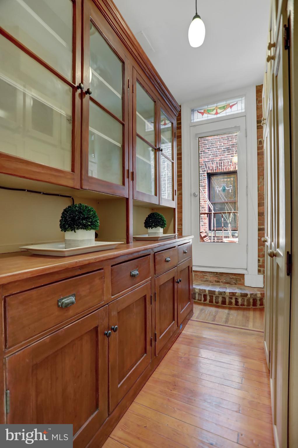 1706 PARK AVENUE