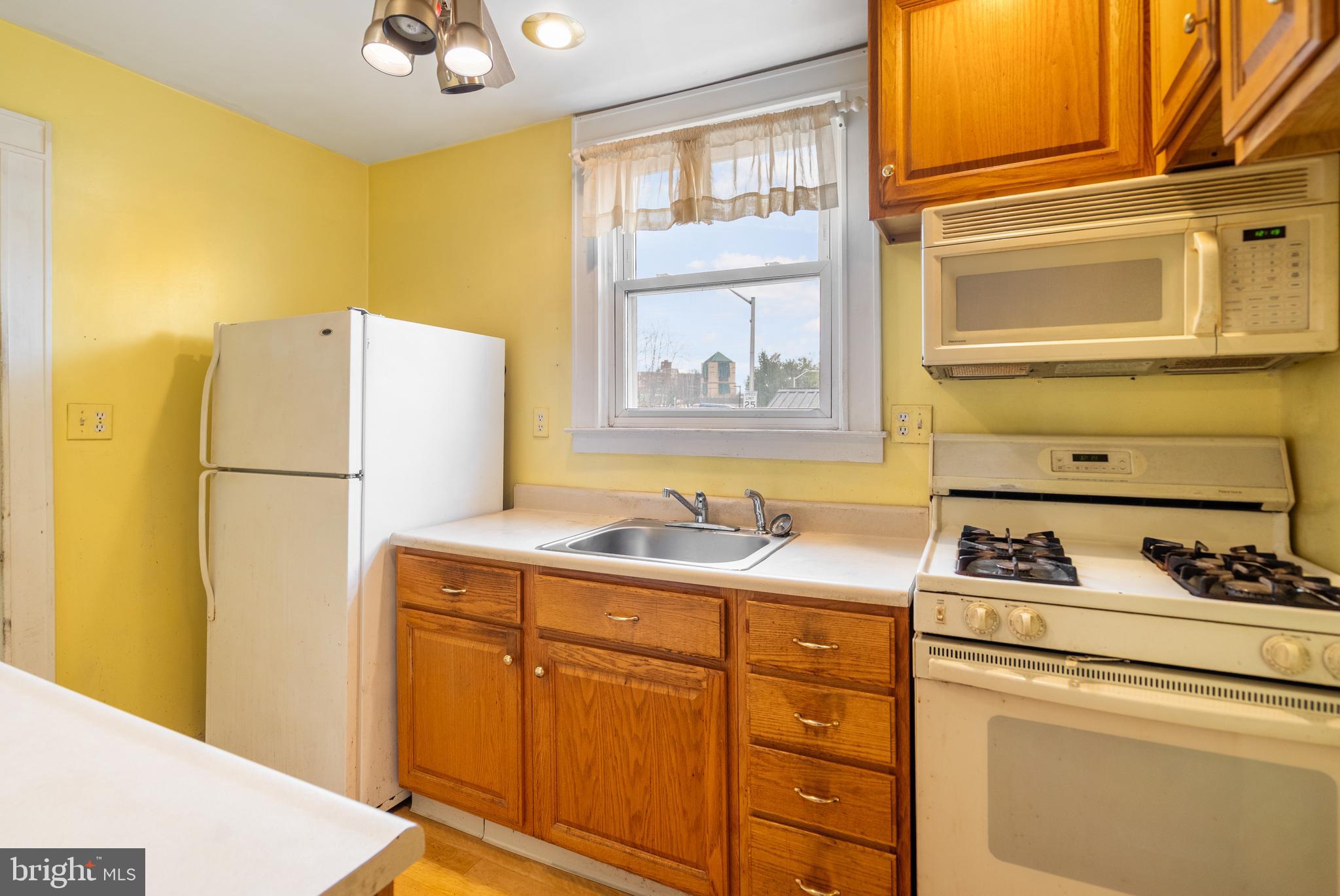 1101 W 42ND STREET W