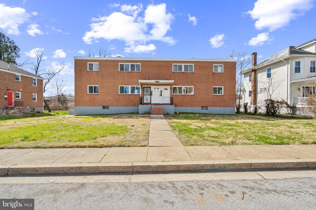 3717 BOARMAN AVENUE