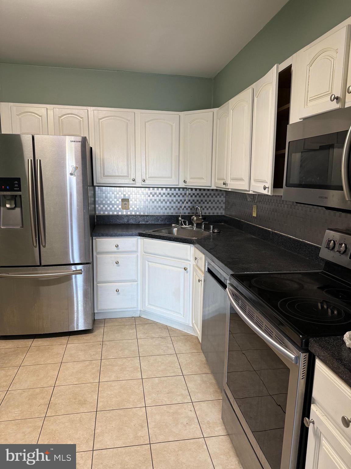 3737 CLARKS LANE 111