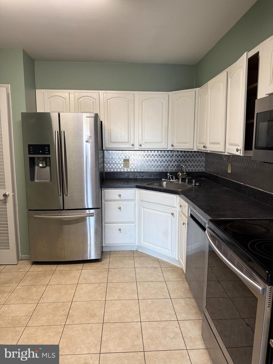 3737 CLARKS LANE 111