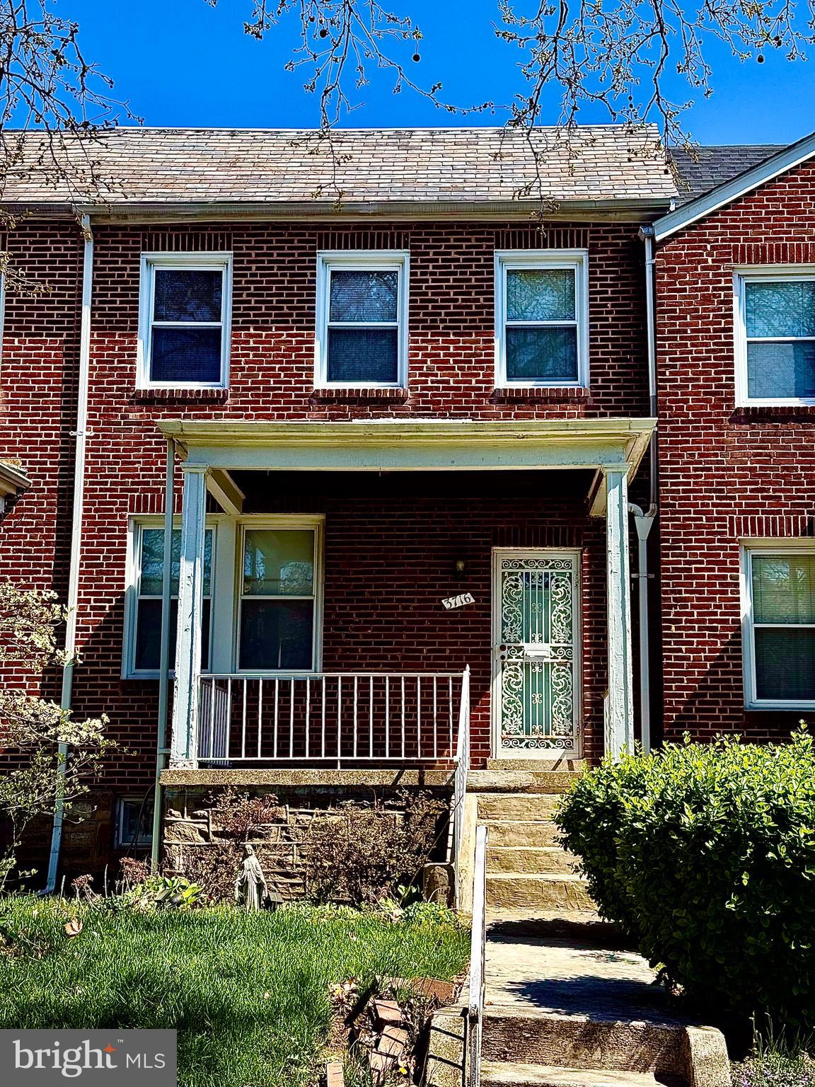 3716 COLUMBUS DRIVE