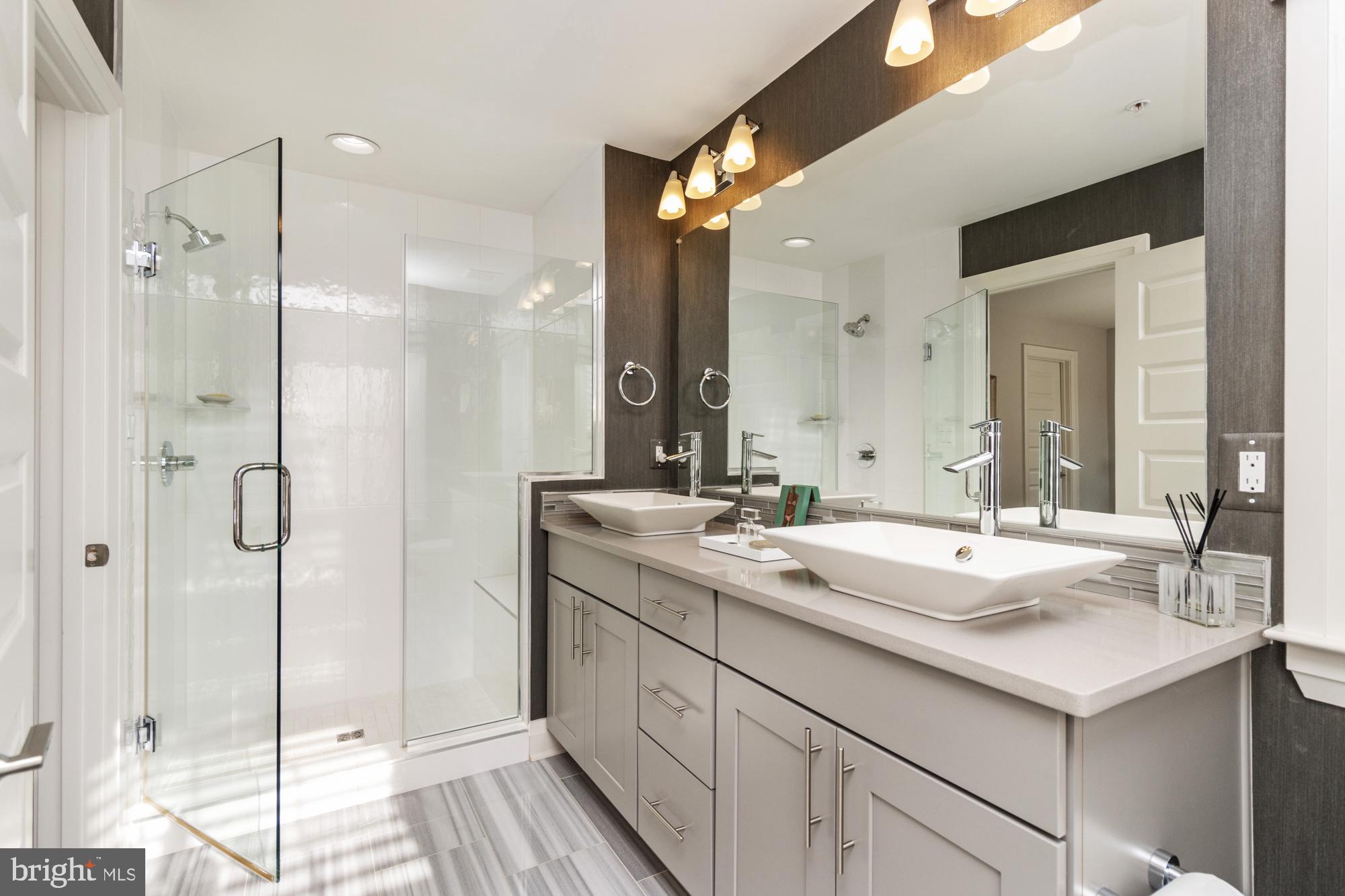 1323 BELT STREET